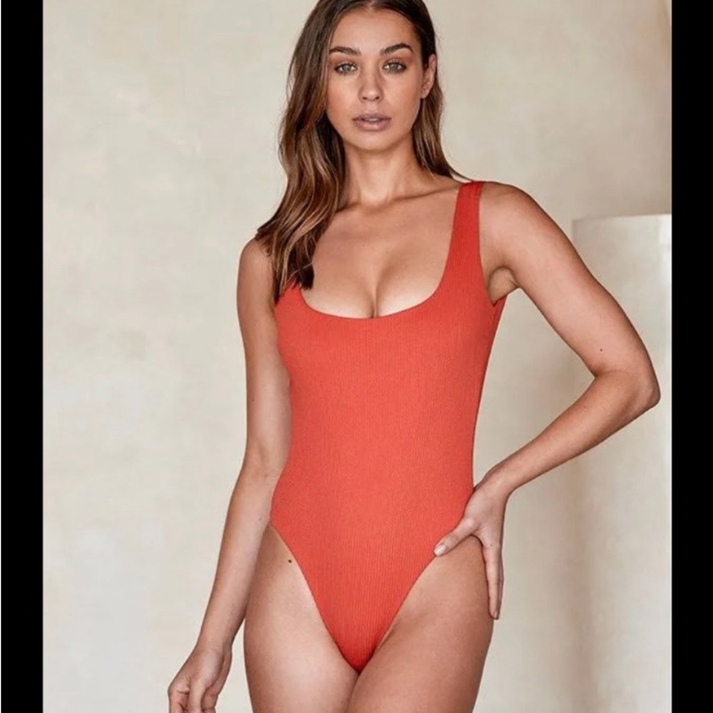 Monday Swimwear Sardinia One Piece - Sangria Crinkle - M